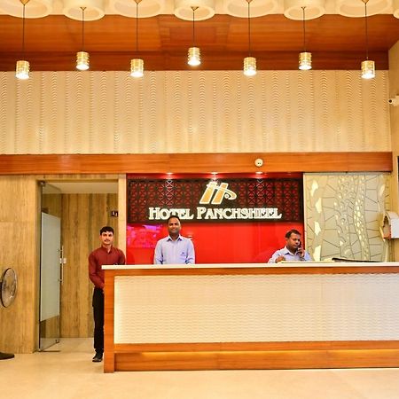 Hotel Panchsheel Ayodhya Zewnętrze zdjęcie